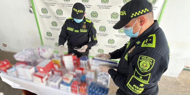 Incautan más de 9.000 medicamentos de presunta comercialización ilegal en Maicao: una persona fue capturada