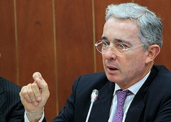 Defensa de Uribe cuestiona citación a indagatoria y advierte posibles motivaciones electorales