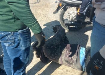 Mototaxista resulta herido tras choque con una camioneta en Riohacha