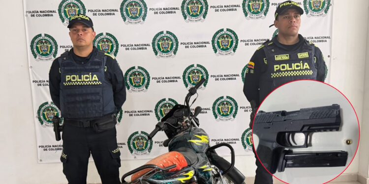 Policía recupera motocicleta con reporte por hurto e incauta arma traumática en Riohacha