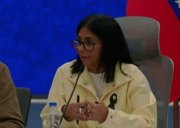 Venezuela eleva a 2.595 los fallecidos por terremotos y gestiona apoyo internacional para reconstruir la infraestructura afectada.