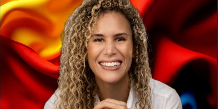 Abelardo de la Espriella designa a Natalia López Fuentes como ministra de Trabajo