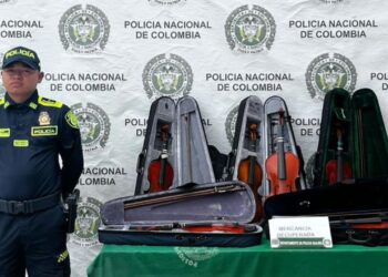 Policía recupera seis violines hurtados de una fundación cultural en Riohacha