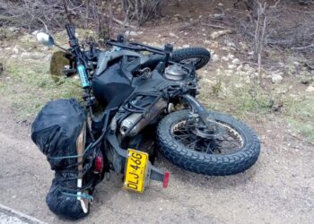 Docente fue víctima de atraco en la vía Uribia–Cuatro Vías; motocicleta fue recuperada tras ser abandonada por los asaltantes