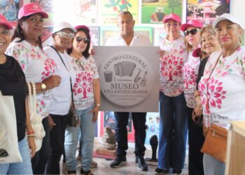 Asociación de Mujeres de Villanueva resaltó el legado del Museo Villanueva Grande
