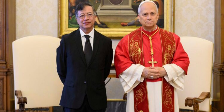 Petro y el Papa León XIV dialogan sobre seguridad, conflicto y desafíos globales