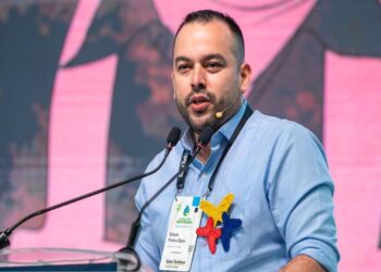 Colombia reanudará la comercialización de energía con Ecuador