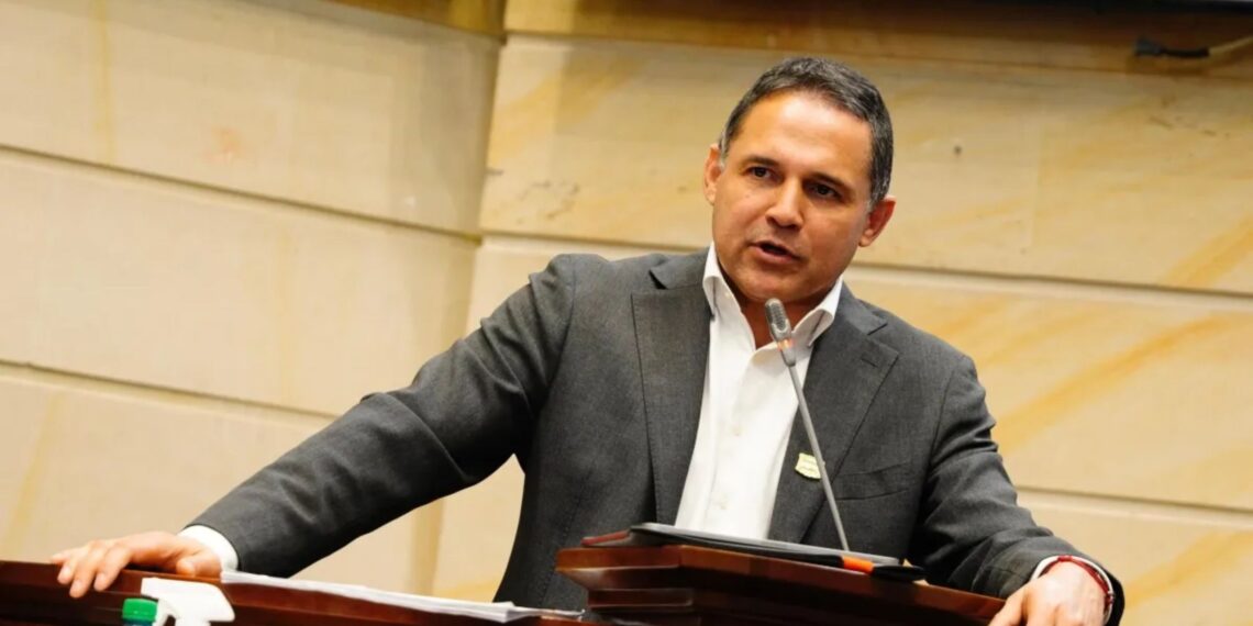 Honorio Henríquez propone diálogo con De La Espriella, Petro y Uribe tras elección en el Senado