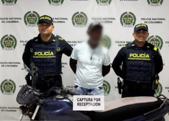 Capturan a hombre que conducía motocicleta con reporte de hurto en Distracción