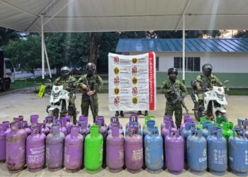 Incautan 41 cilindros utilizados por el ELN para almacenar hidrocarburos en el Magdalena Medio