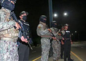 Capturan en Ecuador a dos presuntos aliados de disidencias de las FARC