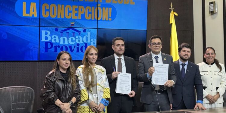 Radican proyecto de reforma constitucional para prohibir el aborto en Colombia