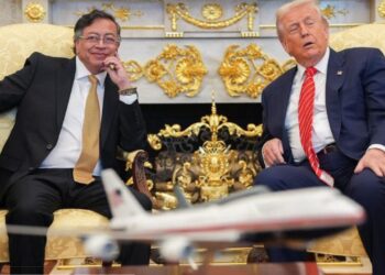 Petro solicita apoyo de Trump para salir de la Lista OFAC y mantener programas antidrogas