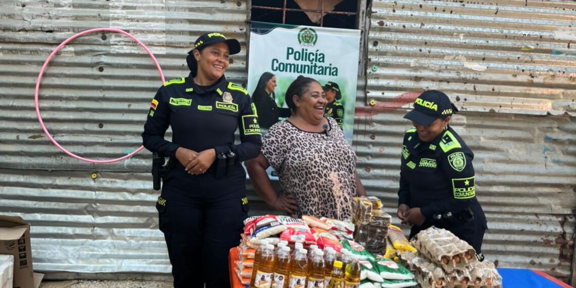 Policía Comunitaria fortalece la convivencia con jornada de integración en Riohacha
