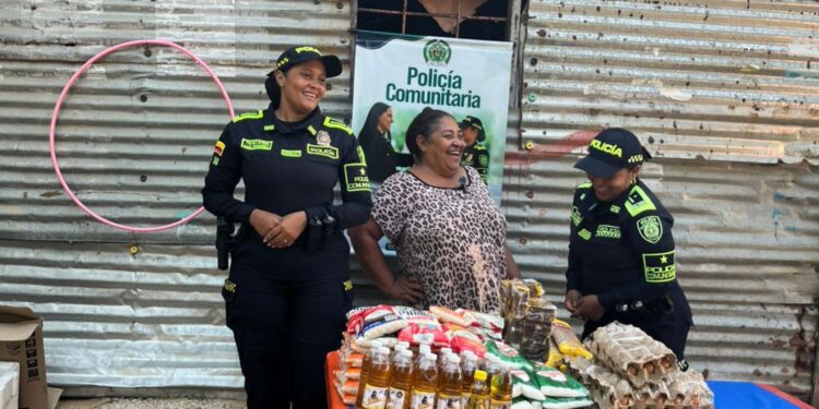 Policía Comunitaria fortalece la convivencia con jornada de integración en Riohacha