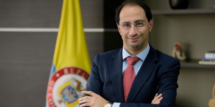 José Manuel Restrepo defiende mandato popular tras suspensión del empalme con Gobierno Petro