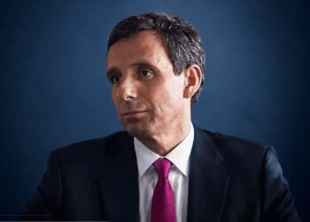 Gobierno electo estudia nueva reforma tributaria para impulsar la inversión