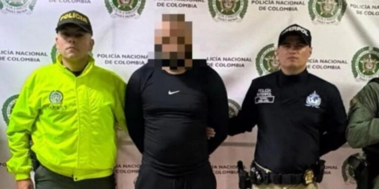 Capturan en gimnasio de Medellín a canadiense buscado por tráfico de fentanilo y armas