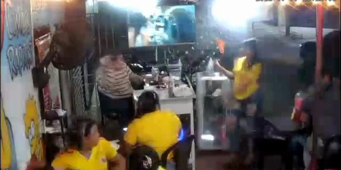 Mujer resulta herida tras ser arrollada por un automóvil en Riohacha