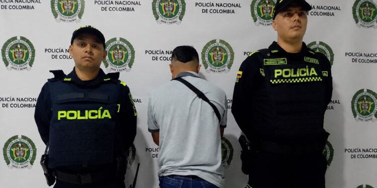 Capturan a presunto expendedor de drogas durante operativo policial en Distracción