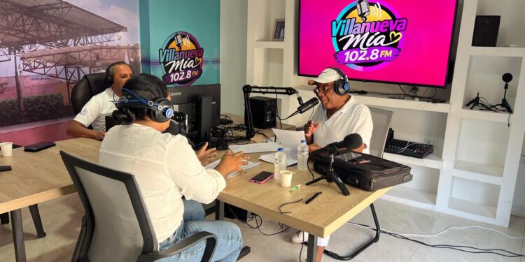 ‘Villanueva Mía’, la nueva voz radial que comienza a transformar la comunicación en Villanueva