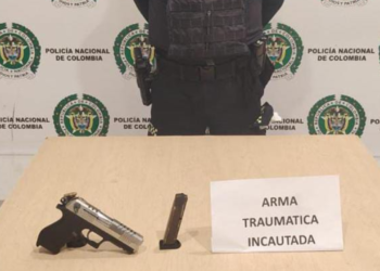 Incautan arma traumática sin documentación durante operativos de control en Riohacha