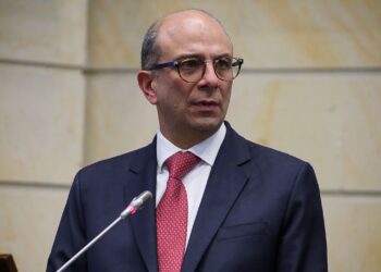 Corte Constitucional ordena medidas urgentes para garantizar agua potable a la niñez wayuu