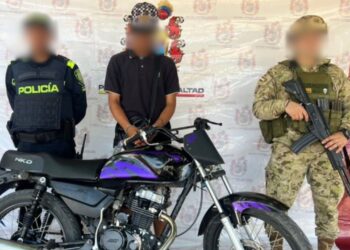 Capturan a un hombre por presunta receptación e incautan motocicleta durante operativo en Distracción