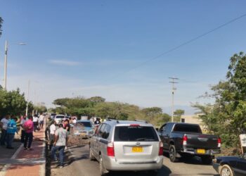 Bloqueo en San Juan del Cesar se suma a jornada de protestas por fallas en el servicio de energía en La Guajira