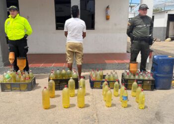 Capturan en flagrancia a tres personas por presunto contrabando de hidrocarburos en Maicao