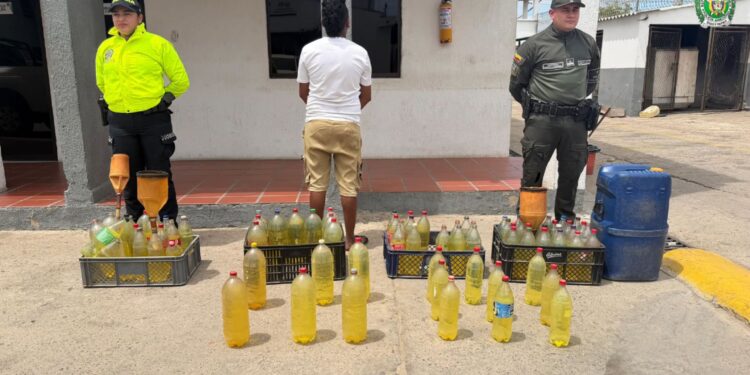 Capturan en flagrancia a tres personas por presunto contrabando de hidrocarburos en Maicao
