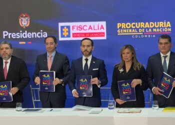 Fiscalía revisará más de 80 casos de presunta corrupción durante el gobierno Petro