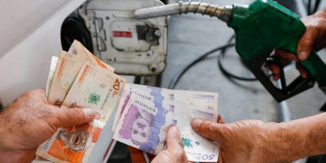 Gasolina y ACPM no aumentarán en septiembre: Gobierno congela tarifas tras terremoto en Colombia