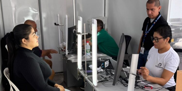 Registraduría ofrece trámites gratuitos a damnificados que perdieron sus documentos en el terremoto