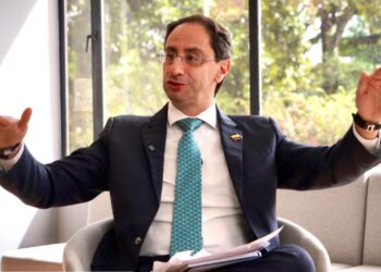 José Manuel Restrepo desmiente decreto sobre retiro forzoso de funcionarios pensionados