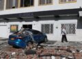 Terremoto de 7,4 deja 111 muertos y 87 heridos; Gobierno declara desastre nacional