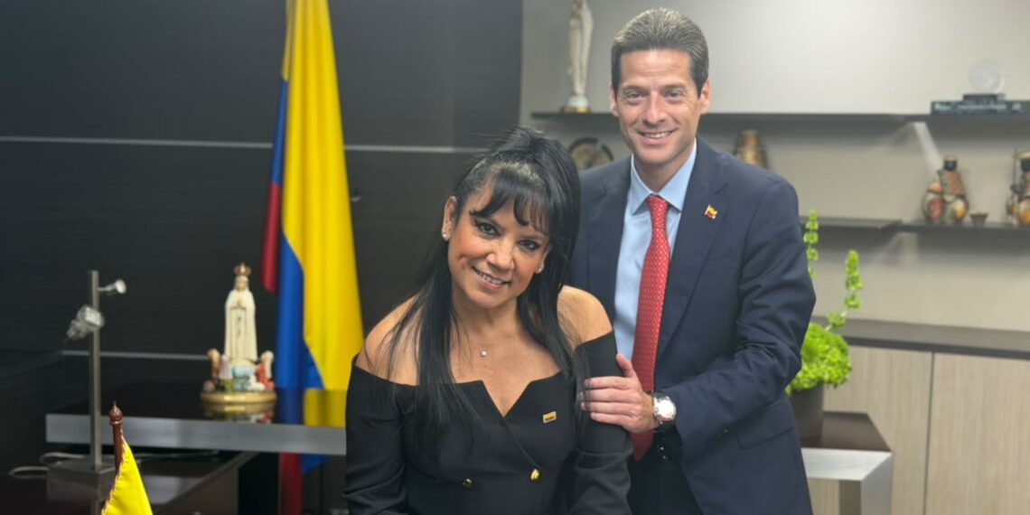 María Rocío Cortés Vargas asumió como nueva superintendente de Industria y Comercio