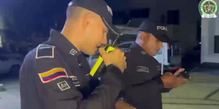 Policía refuerza la seguridad nocturna en Riohacha con vigilancia aérea