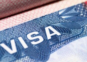 EE. UU. evalúa retirar miles de visas a extranjeros que solicitaron asilo