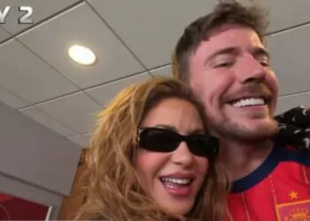 Shakira y MrBeast contemplan construir colegios en Barranquilla