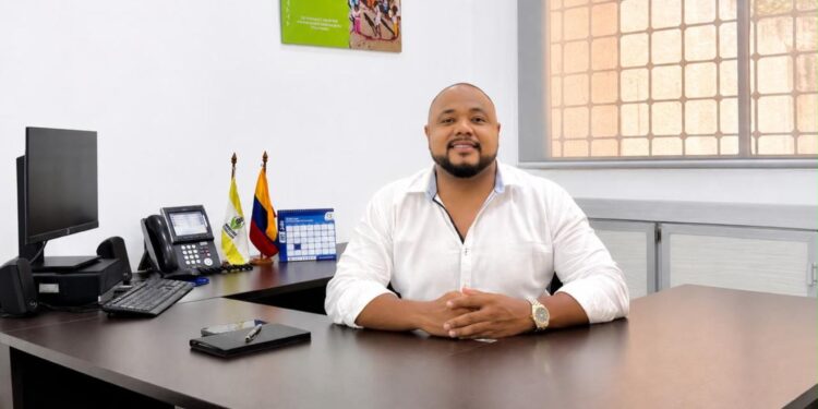 Fernando Ávila Guzmán asume como director encargado del ICBF en La Guajira