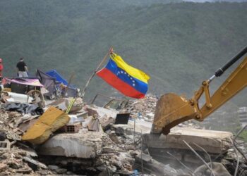 Venezuela retira más de 600.000 toneladas de escombros tras los terremotos