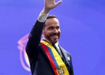 De La Espriella plantea cooperación con El Salvador en seguridad, comercio y desarrollo