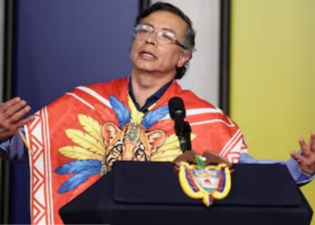 Denuncian a Gustavo Petro ante la Comisión de Acusación por presunta instigación para delinquir