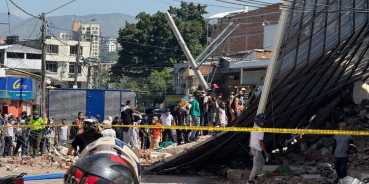 Habilitan centros de acopio en varias ciudades para apoyar a afectados por el sismo