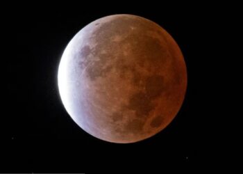 Eclipse lunar teñirá de rojo el cielo de Colombia este jueves 27 de agosto