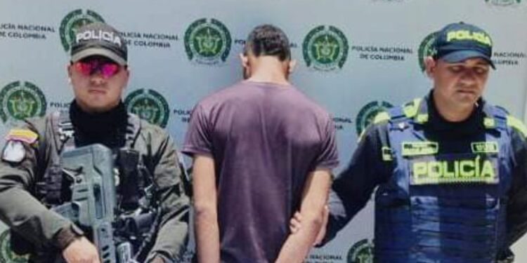 Capturan en Uribia a un hombre con marihuana y cocaína durante operativo policial