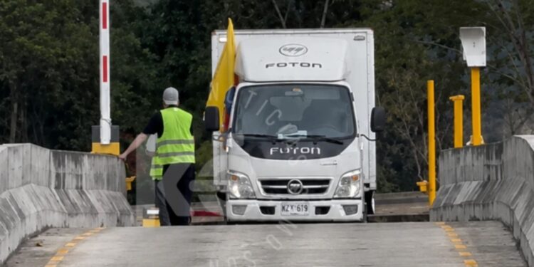 MinTransporte ordena levantar multas a vehículos que transporten ayuda humanitaria
