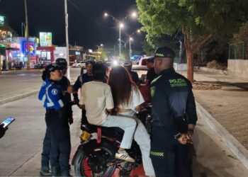 Policía y Tránsito Municipal intensifican controles para fortalecer la seguridad vial en Riohacha