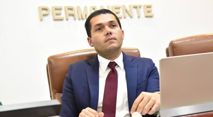 Juan Loreto Gómez advierte déficit superior a $30 billones en proyecto de Presupuesto General de la Nación
